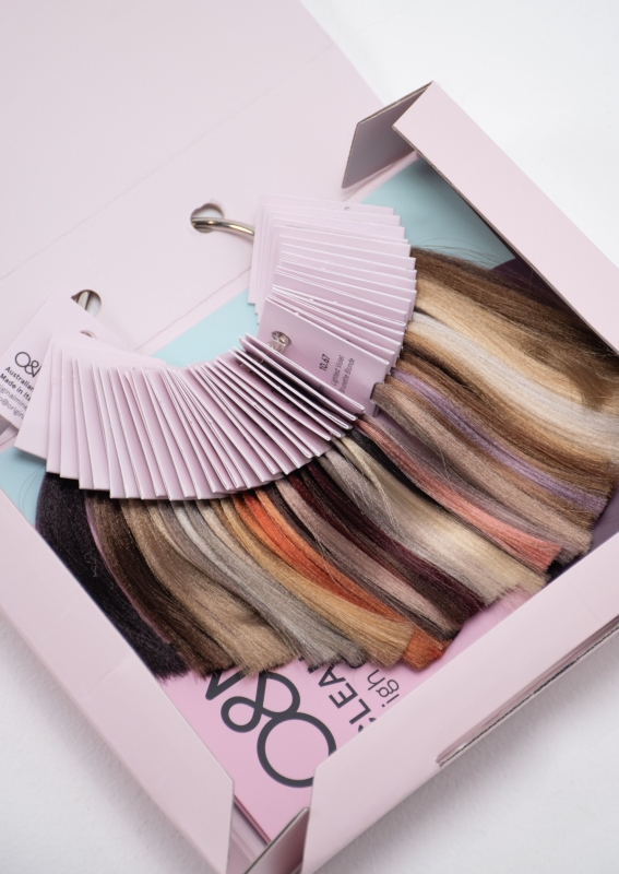 OM - MERCH Clean Liquid Color Chart Book